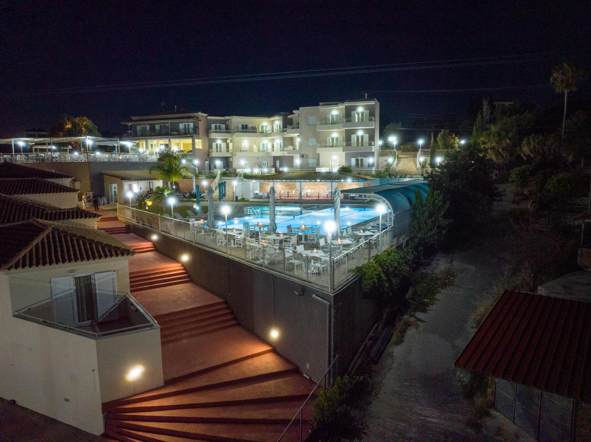 Panorama Resort ฟีนีคุนตา ภายนอก รูปภาพ